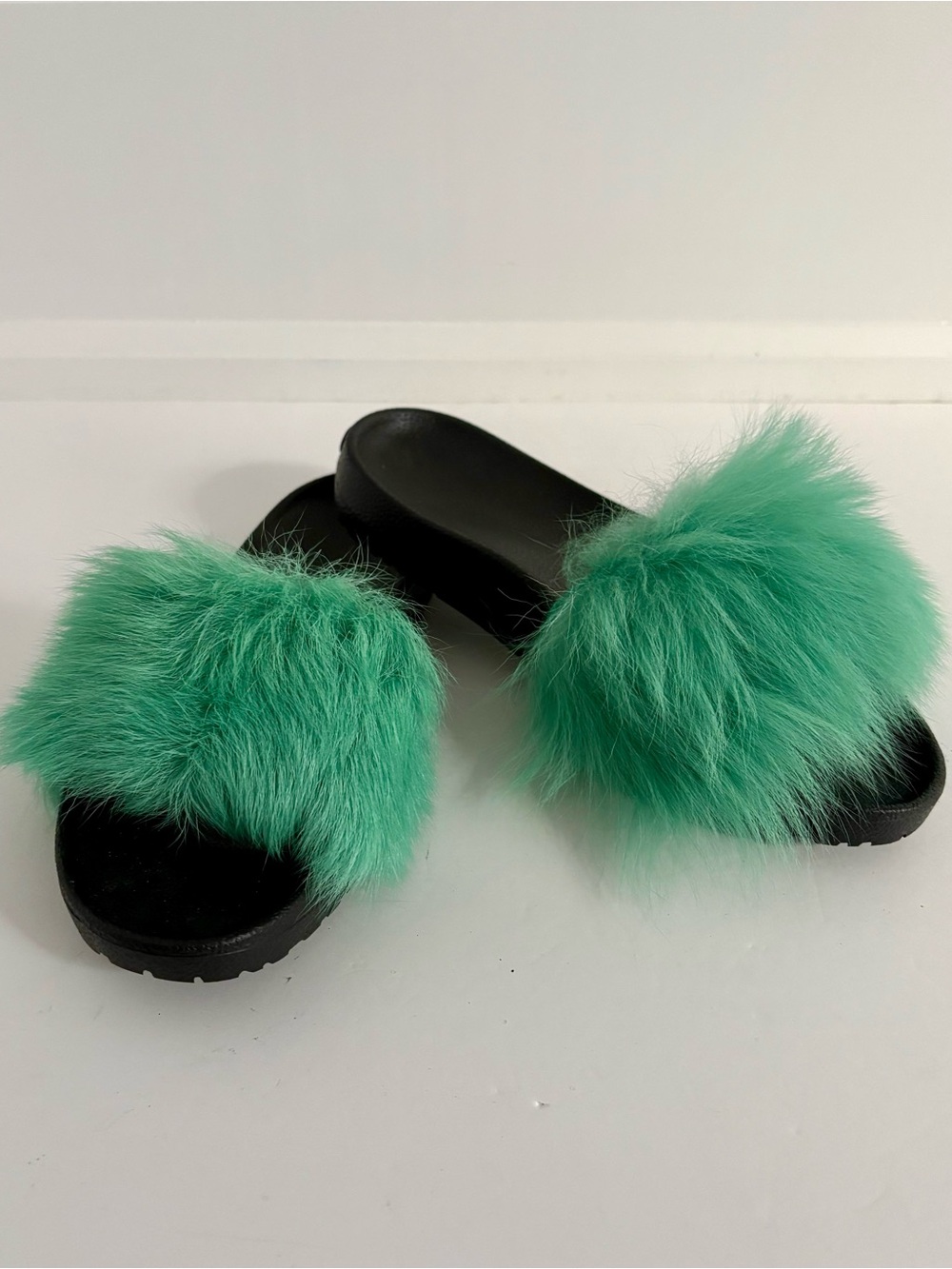 UGG Royale Toscana Sheepskin Fur Slide Sandals - Mint Green - Size 6